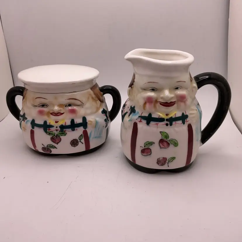 READ VTG Jolly Chef Creamer and Sugar Possibly Royal Sealy Chadwick