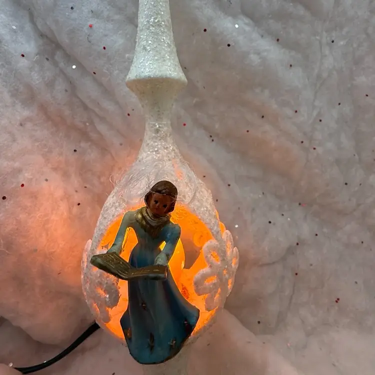 Vintage Jewelbrite Lighted Angel  Christmas Tree Topper