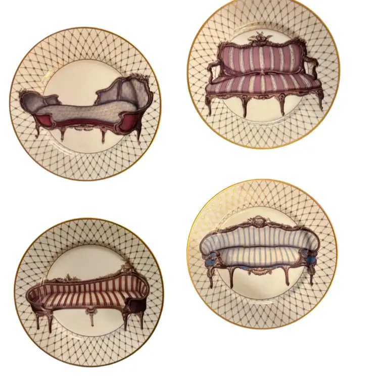 Fitz & Floyd Porcelain Set of 4 “Fancy Chaise Chair” Divans Series Luncheon Plates 8.25”
