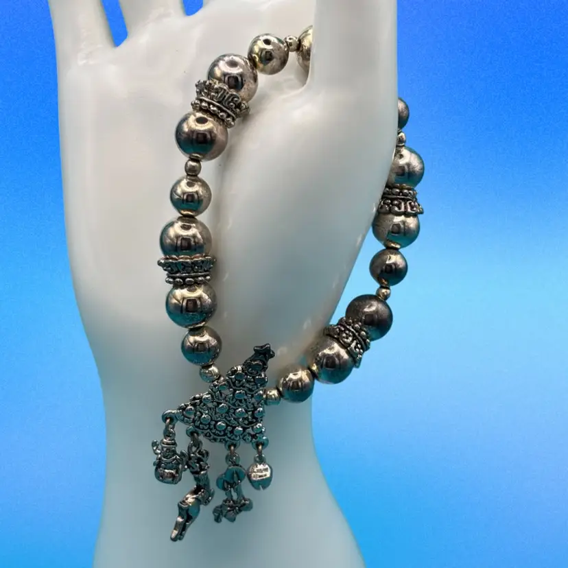 Vintage Silver Tone Christmas Stretch Bracelet – Beaded with Tree & Charms