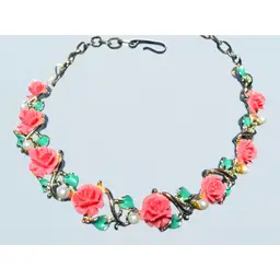 Vintage MCM 1950s 3d Roses Faux Pearls & Enamel 16” Necklace