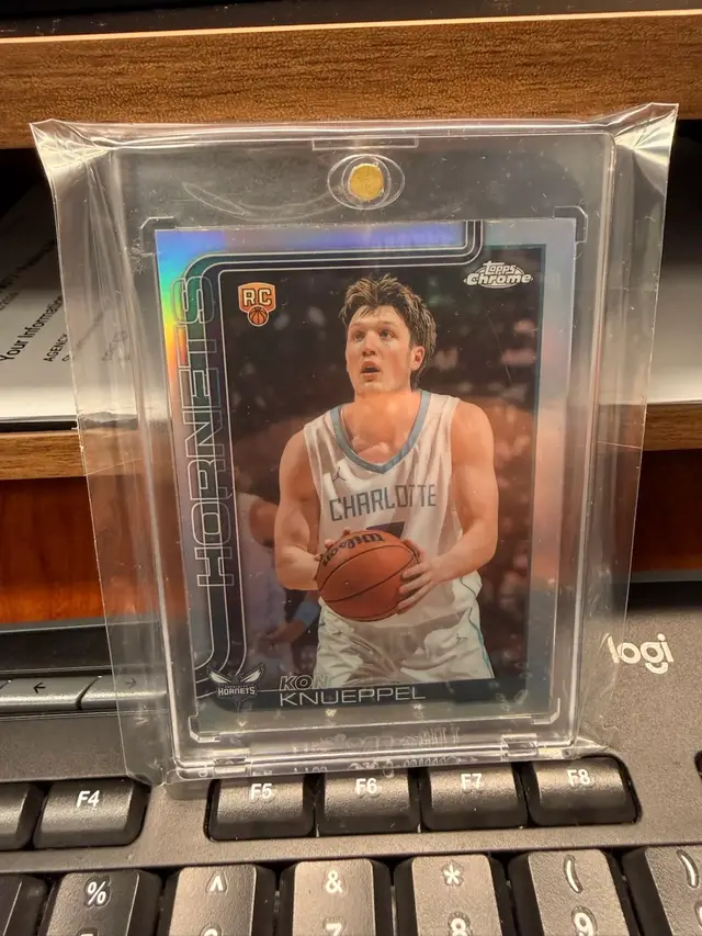 Kon Knuepel Refractor 25-26 Topps Chrome