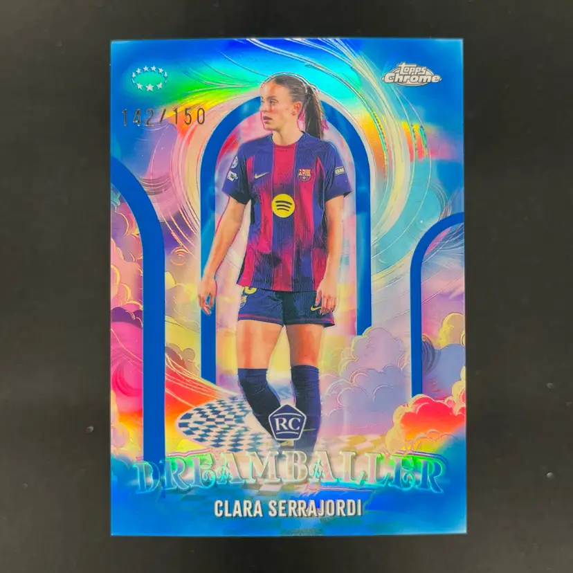 Clara Serrajordi 2025/26 Topps Chrome UWCL Dreamballer Blue /150 Barcelona Soccer Card