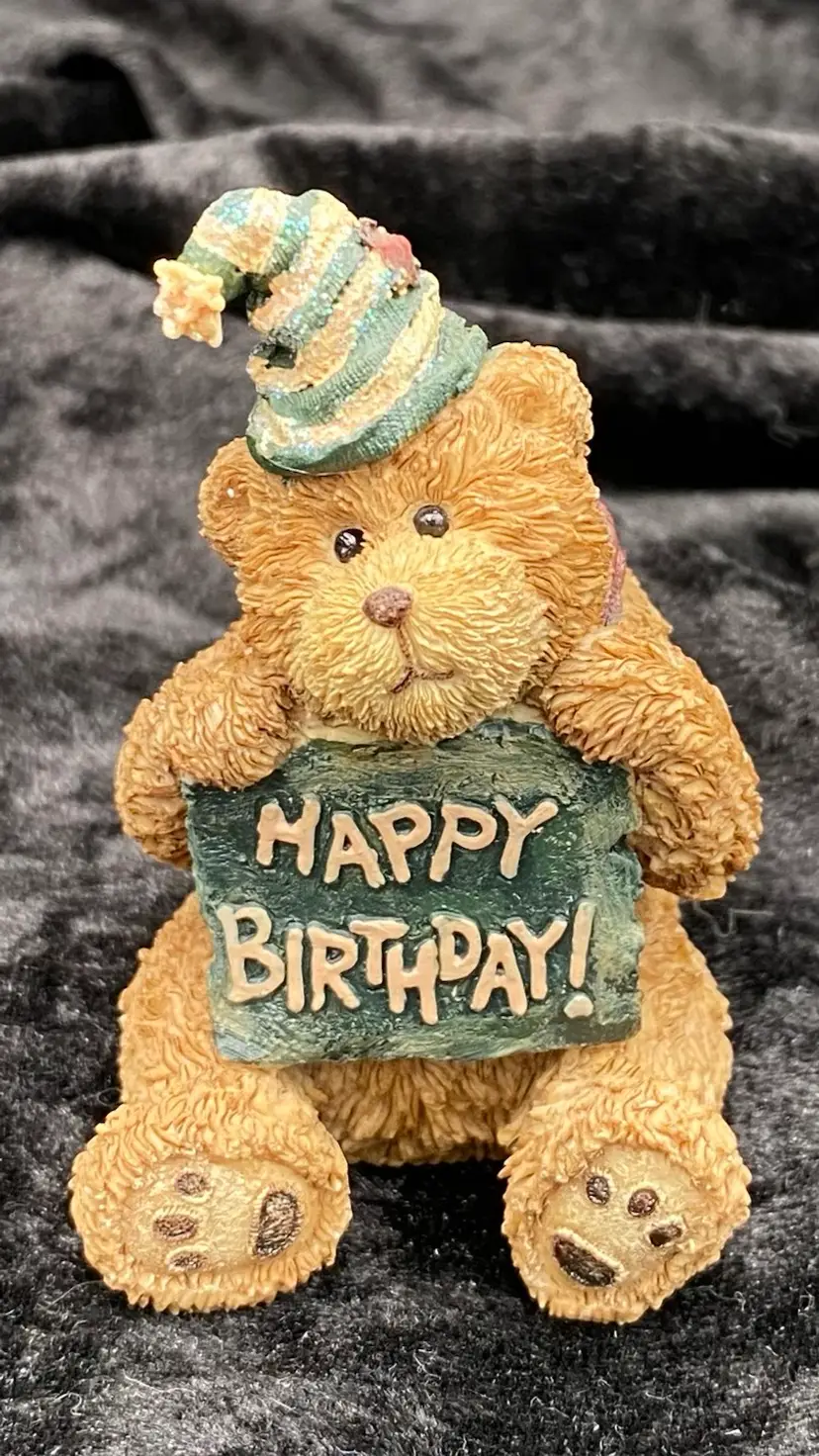 NIB Iddy Biddy Bubbas Boyd's Bear "Happy Birthday" Bear, Style #229803