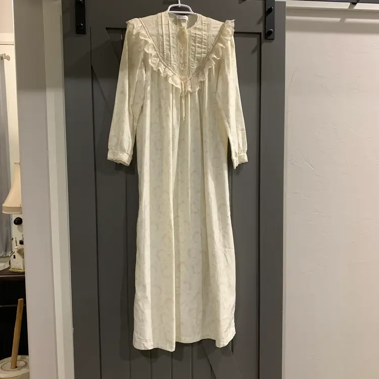 Vintage Night Gown