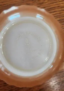 #01 Vtg. Anchor Hocking Fire king Peach Luster Small bowl