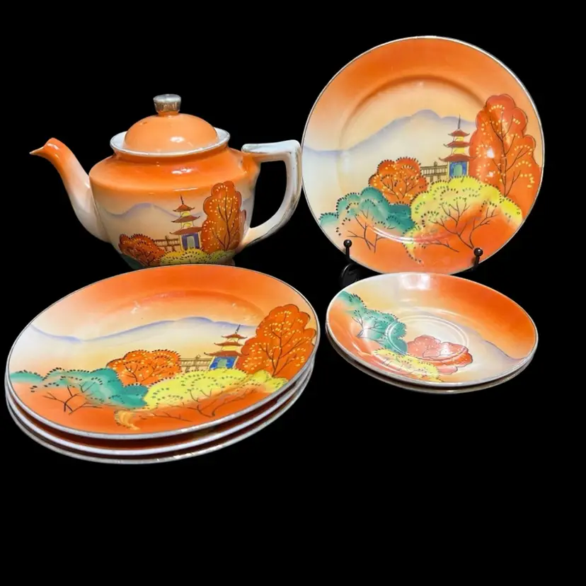 MARKDOWN! 7pc Set Japanese Lustreware Teapot, 4 Dinner Plates, 2 Saucers