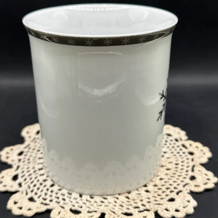 Threshold White Porcelain Snowflake Mug Silver Snowflake Trim And Emblem