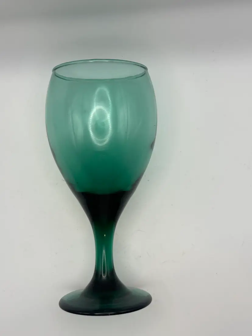 Libby Teardrop Juniper Green Water Or Wine Glass 7”