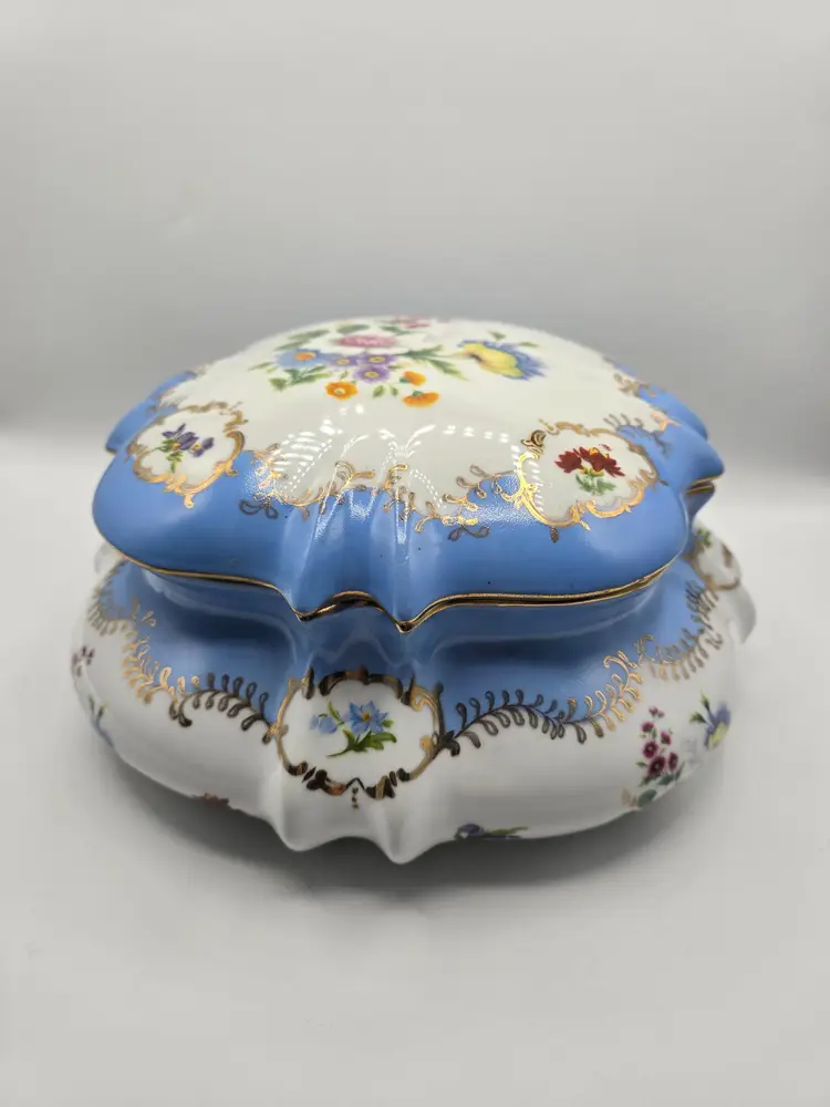 Victorian Porcelain Dresden Jewlery/Trinket Box
