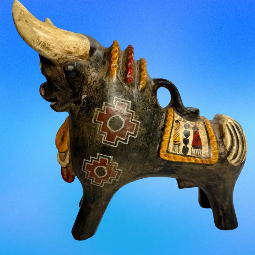 “Torito De Pucará” Little Bull Of Pucará Terracotta Figurine Pitcher 7.5