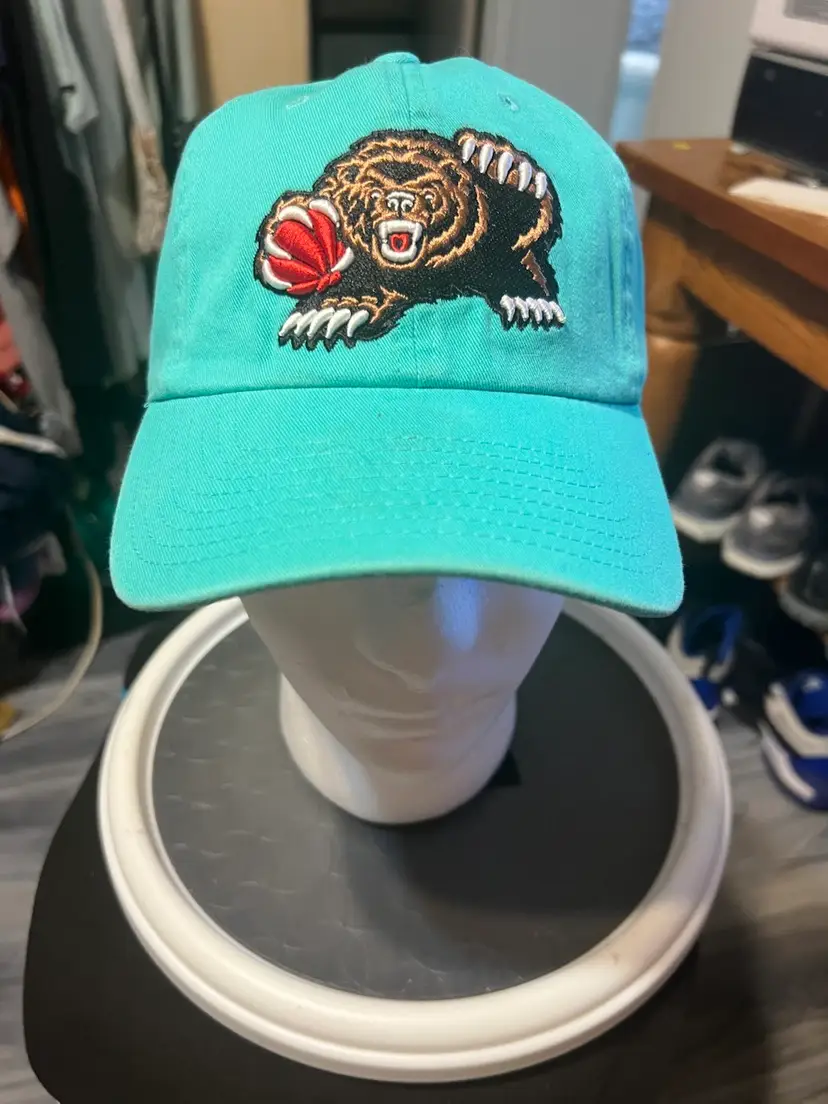 Mitchell & Ness Vancouver Grizzlies NBA Adjustable Hat