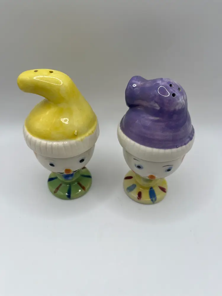 Vintage Porcelain Egg Cups With Shakers Hats