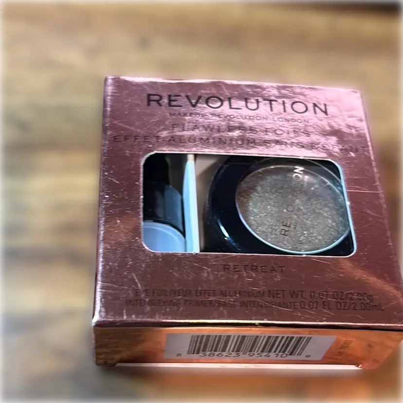 Revolution Flawless Foils In The Shade Retreat
