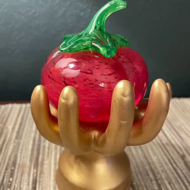 #01 Vintage 1999 Blown Glass Tomato Paperweight Signed by Artist