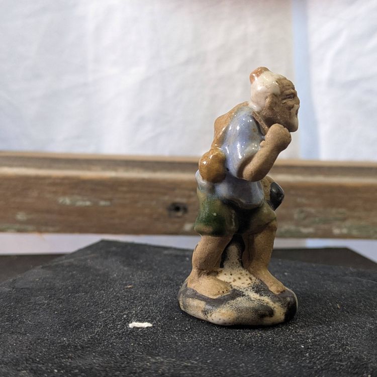 VTG Chinese Mud Man