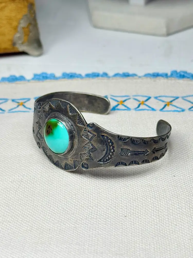 Vintage Sterling Silver Turquoise Cuff