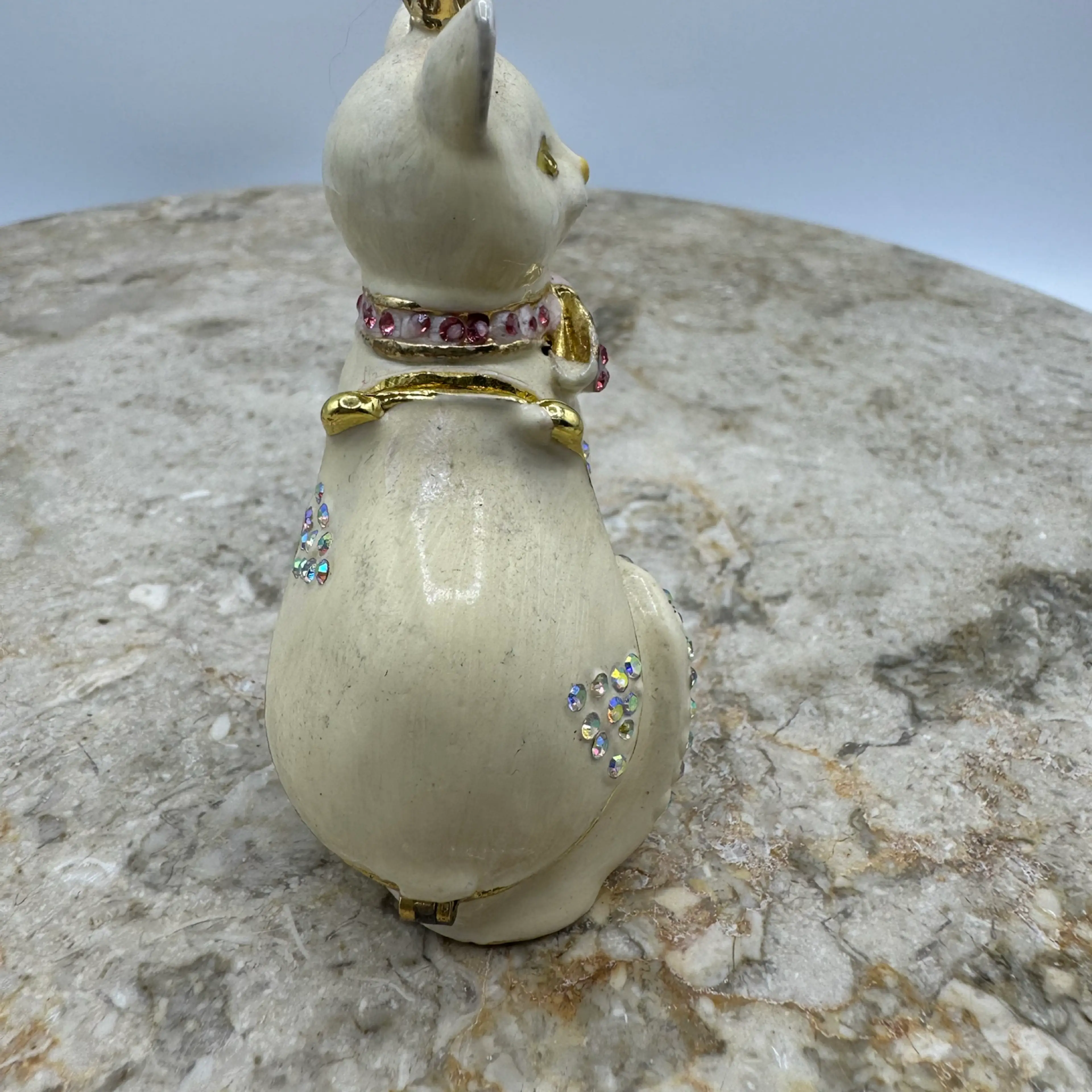 Image 4 of 6