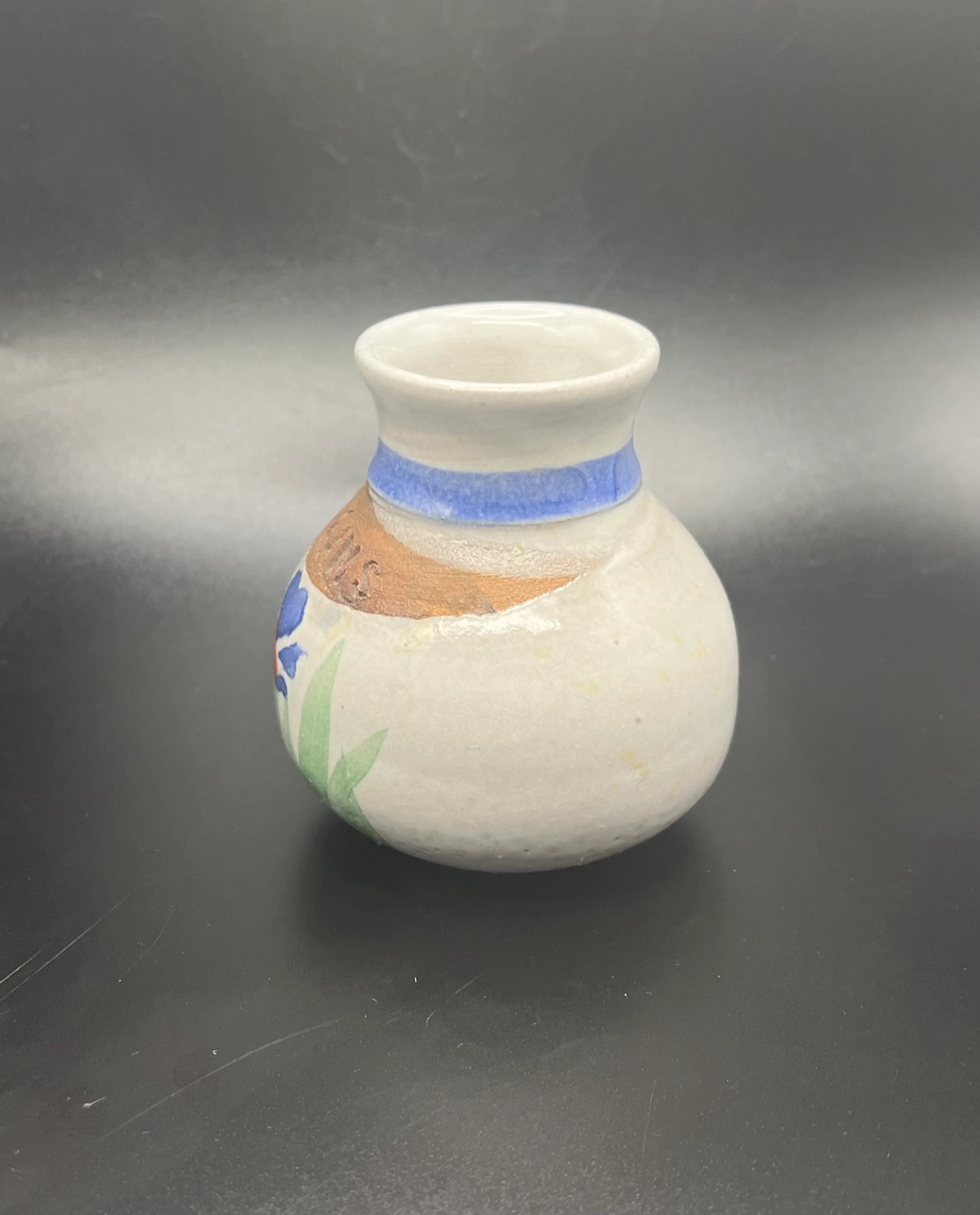 Image 2 of 7