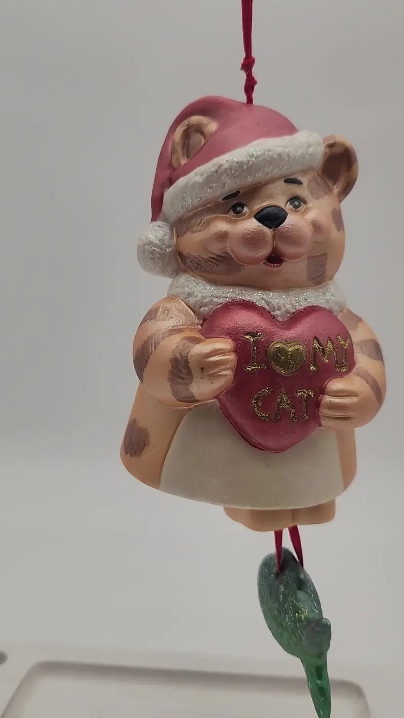 Cat In Santa Hat Holding I Love My Cat Heart Glitter Fish Clapper Ceramic 1998