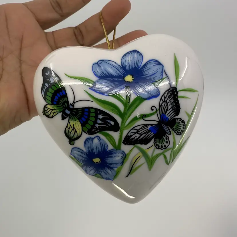 Heart Shaped Ceramic Hanging Diffuser 3”