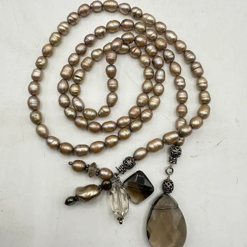 Freshwater Champagne Color Rice Pearl Lariat  Necklace With Faceted Glass Tassels 36”