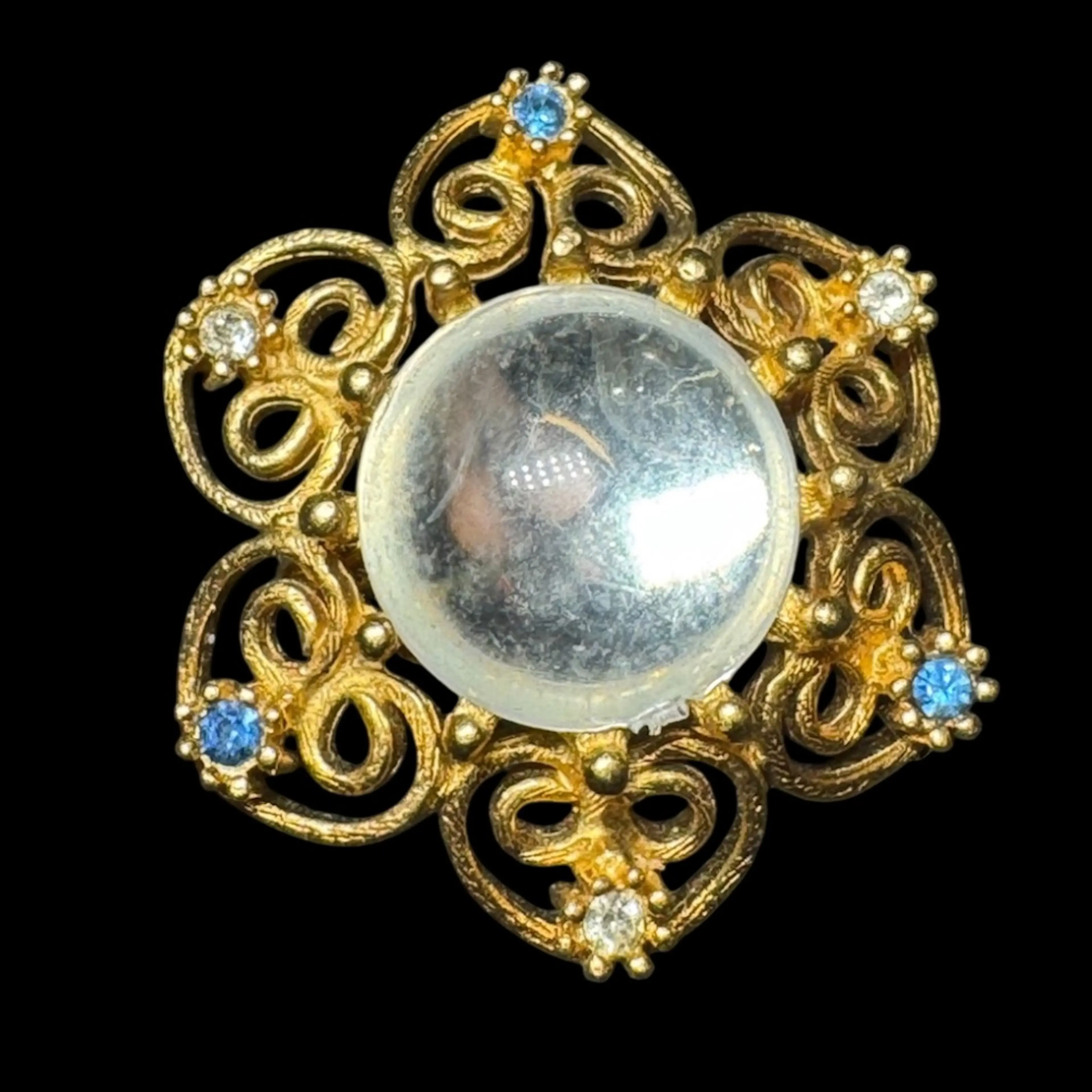 Image 1 of 4
