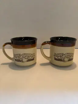 Vintage Pair of 1986 Hardee's "Rise and Shine Homemade Biscuits" Mugs Ceramic