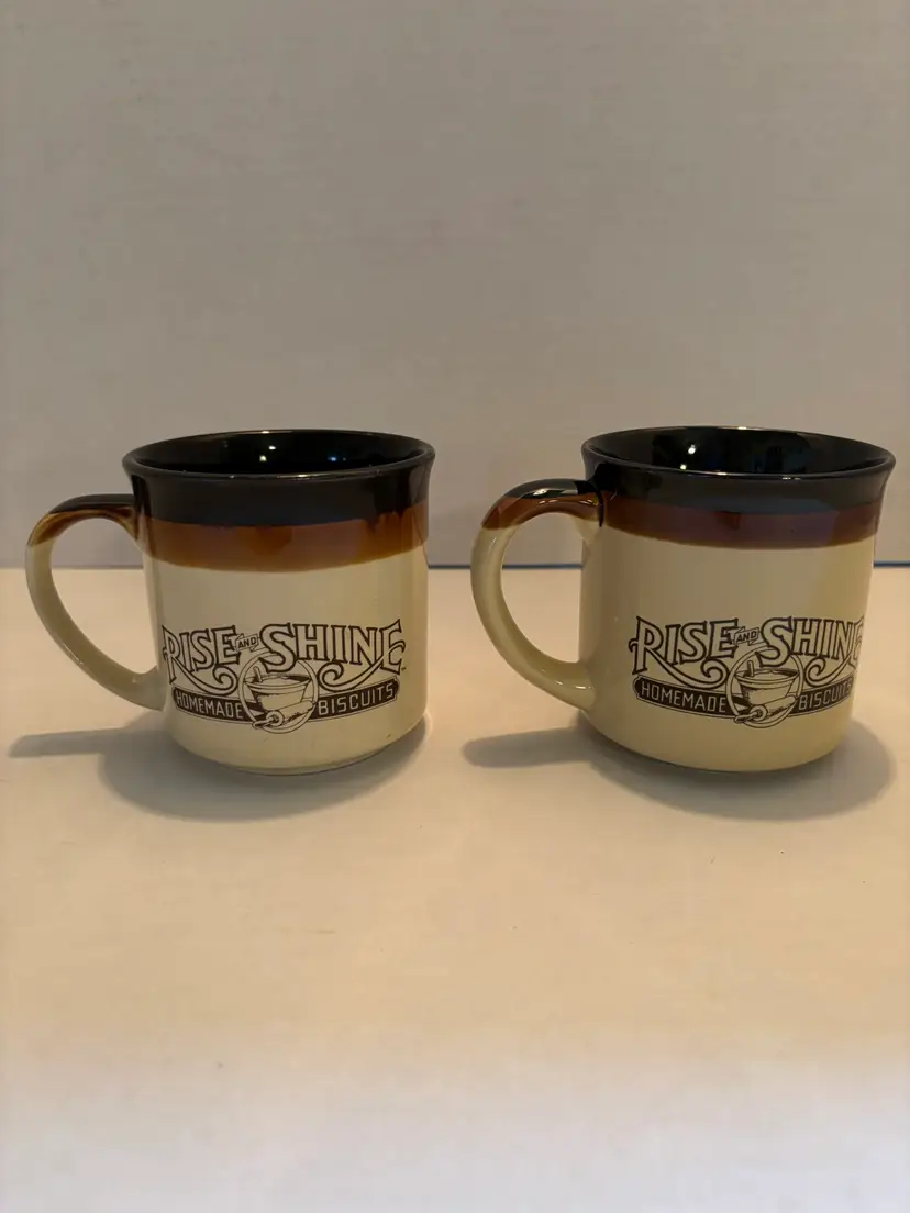 Vintage Pair of 1986 Hardee's "Rise and Shine Homemade Biscuits" Mugs Ceramic