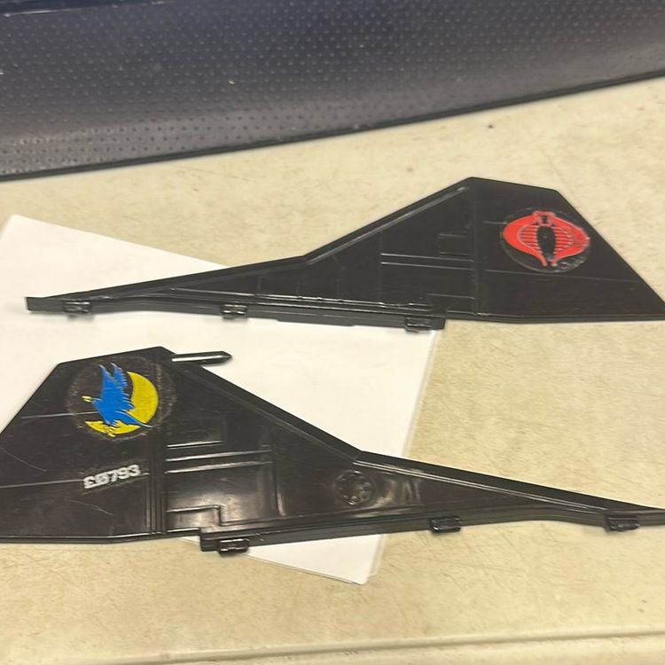 Night Raven Rear Fins Set