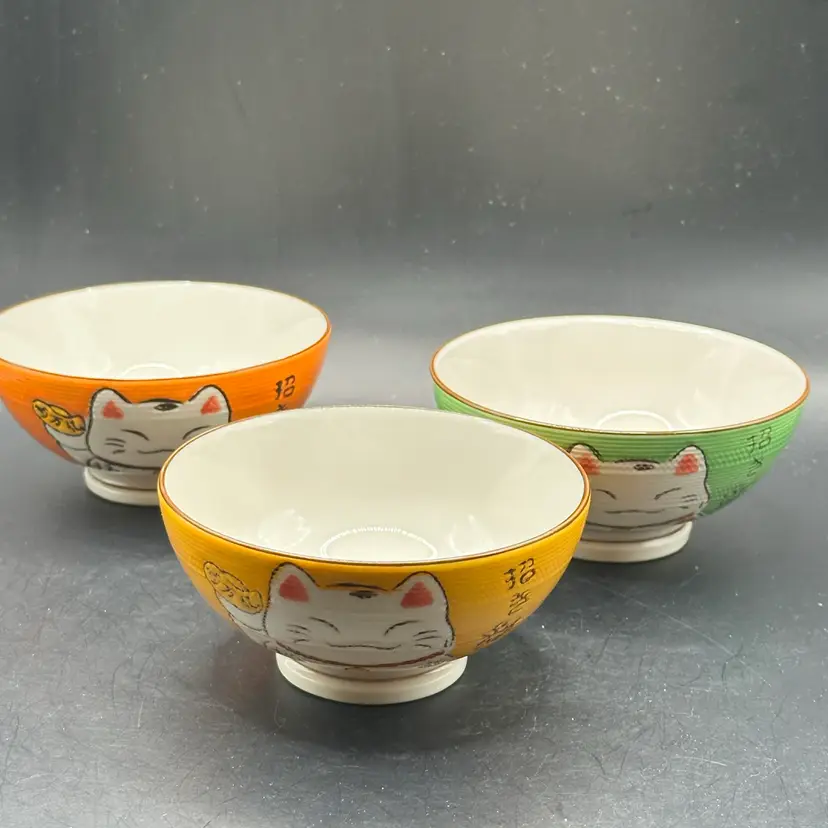 Qi Zhen Hand painted Bowl Cat Kawaii Japanese Maneki Neko SET of 3 Orange, Green & Yellow