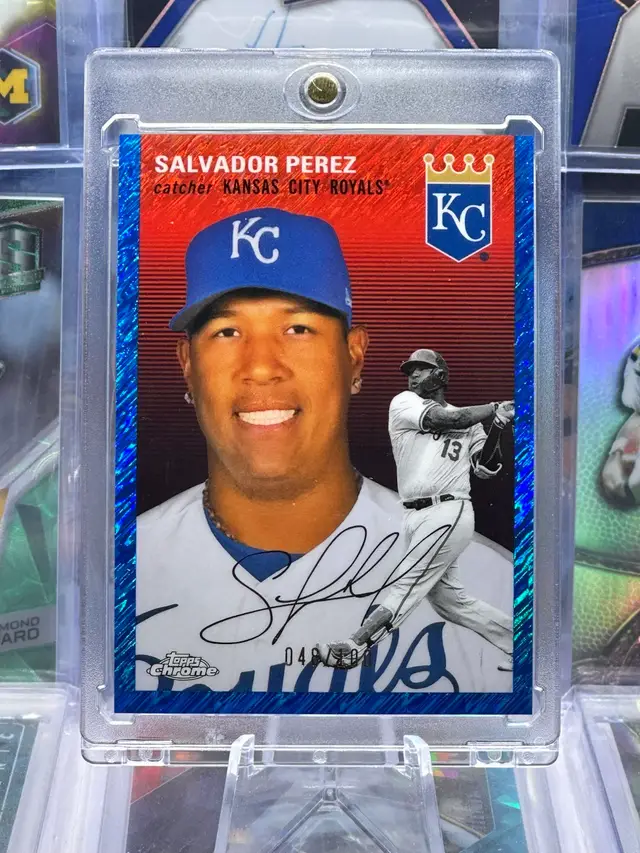 Salvador Perez 2023 Topps Chrome COLOR MATCH /100 Blue Shimmer Refractor Kansas City Royals