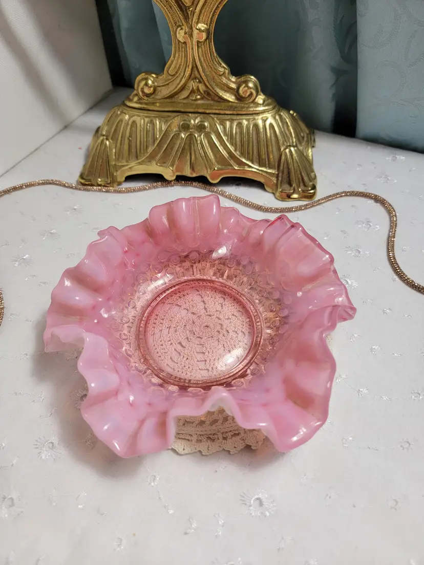 Fenton pink opalescent glass bowl