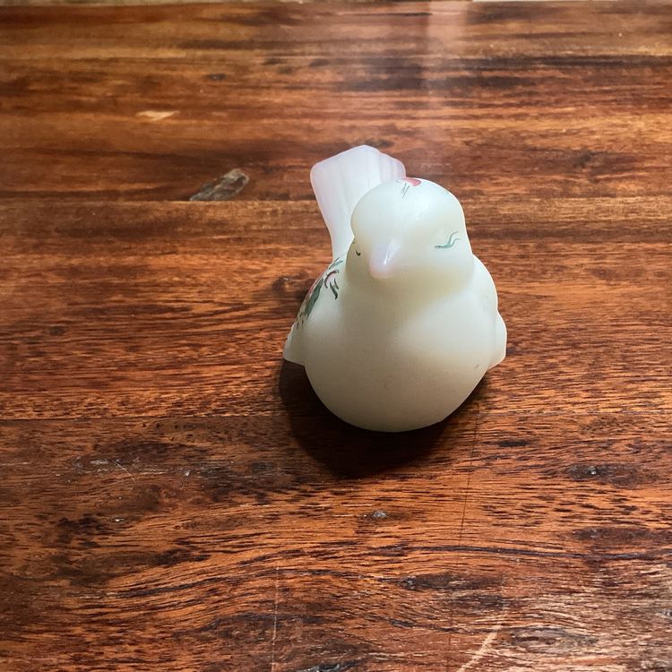 2659-Vintage Fenton Satin Glass Bird, Hand Painted, Signed, 2 3/4 X 4“