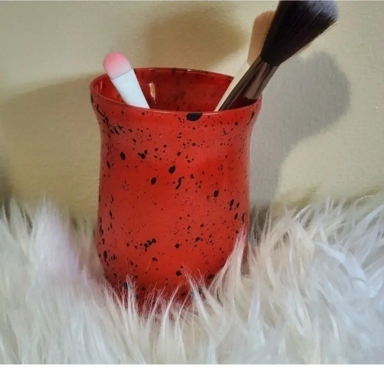 Weirdo makeup Brush Holder