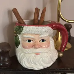 Vintage 1993 Fitz & Floyd Hand Painted Christmas Santa Mug