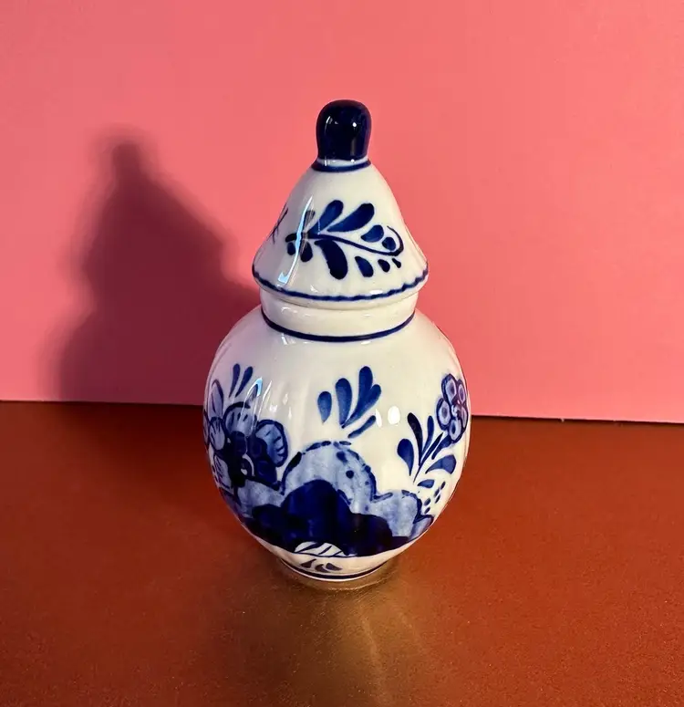 Vintage  Delft Ginger Jar Miniature No Issues Mark On Bottom Hand Painted