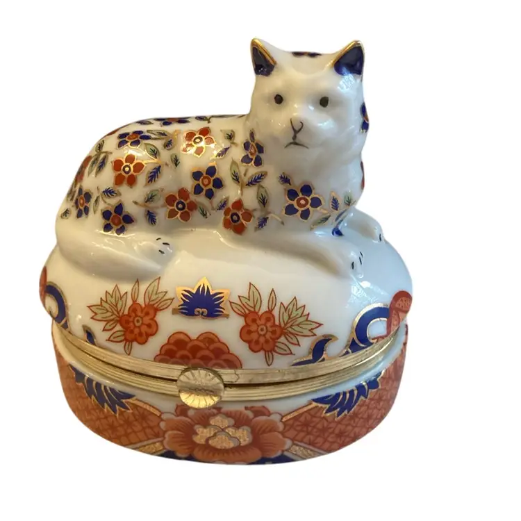 Andrea By Sadek Porcelain Cat Trinket Box