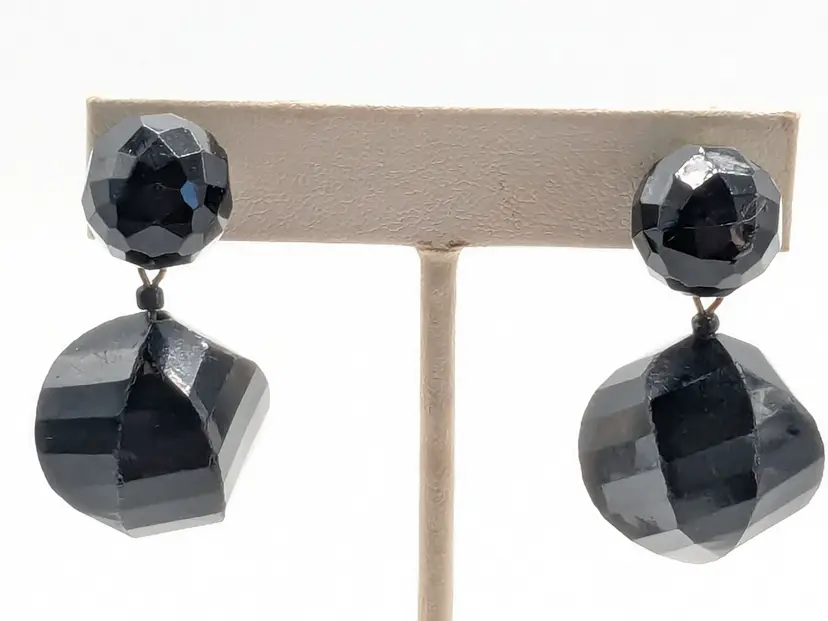 Vintage Castlecliff Gold Tone Black Faceted Glass Acrylic Dangle Clip On Earrings