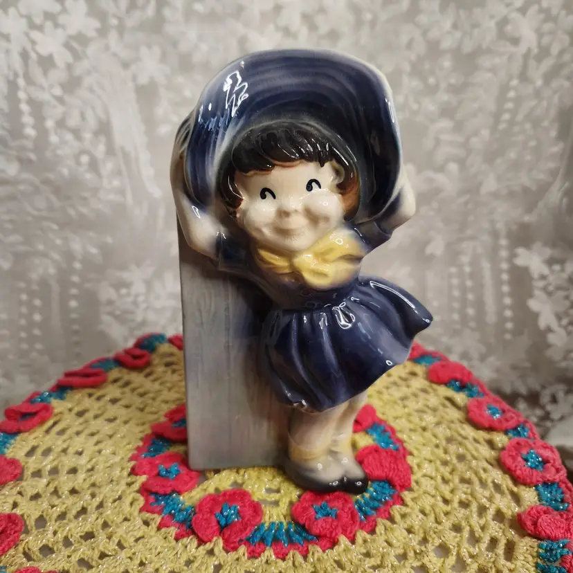 Royal copley country girl