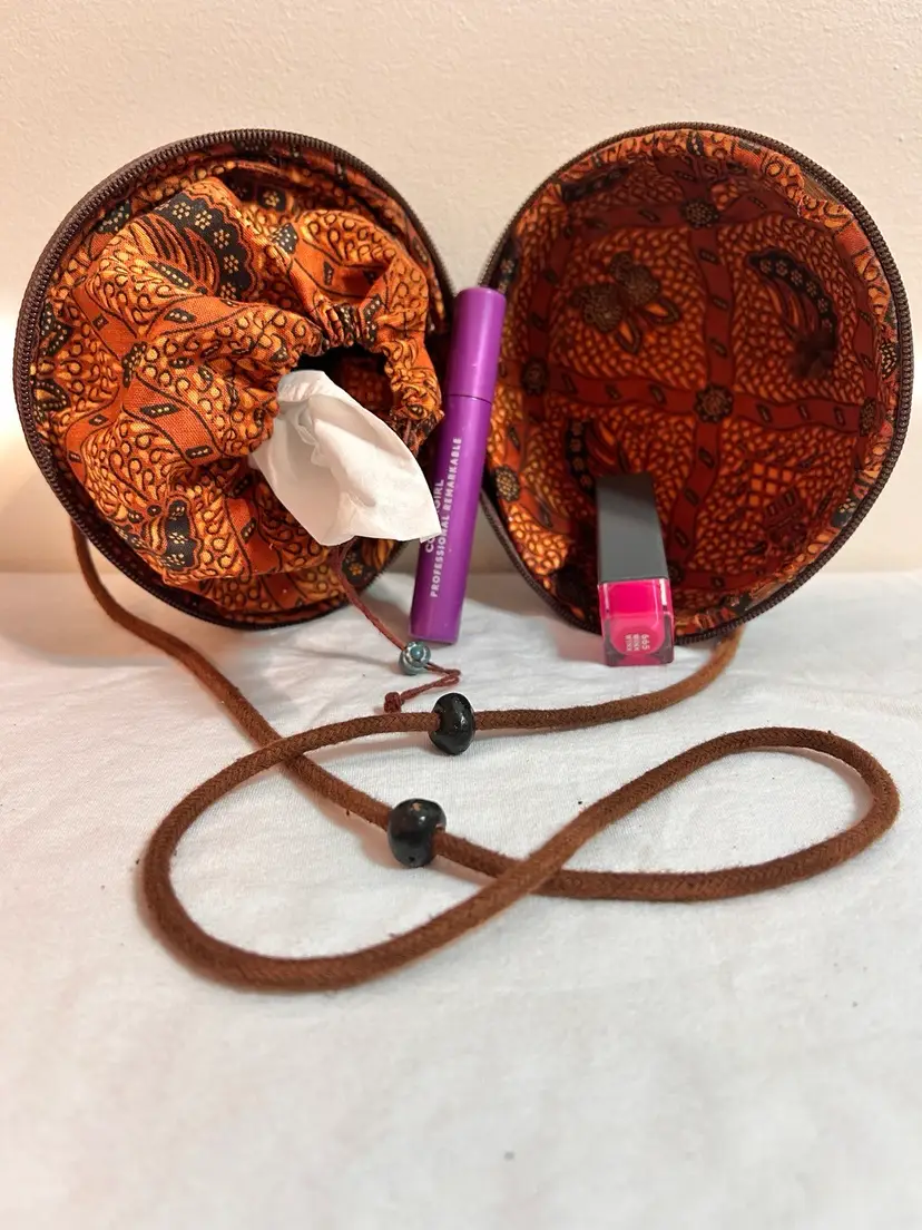 Vintage Handcrafted Natural Coconut Shell Shoulder Bag Purse Zipper & Drawstring