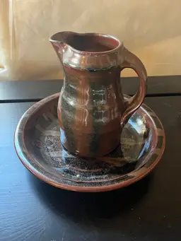 Horseshoe Mountain Pottery Pitcher And Plate