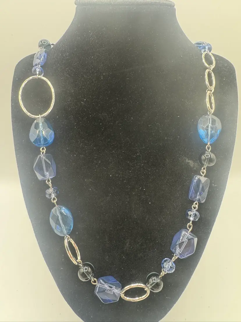 Talbots Necklace Silver Tone Blue  Glass Beads Oval Links 32"