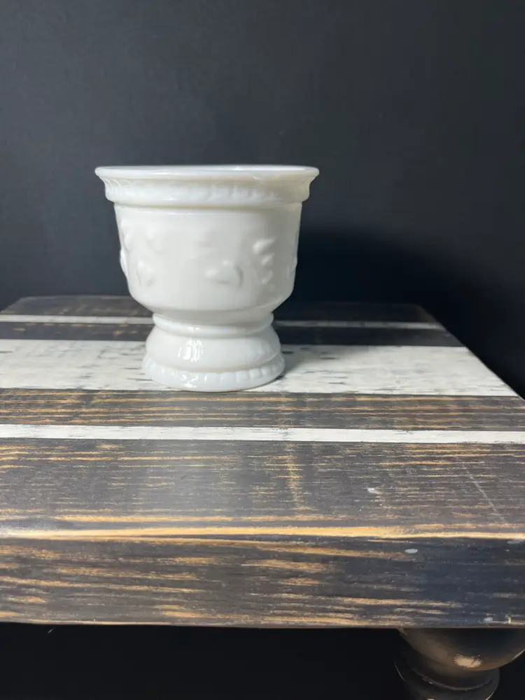 VTG White Milk Glass Pedestal Bowl/Planter With Raised Hearts