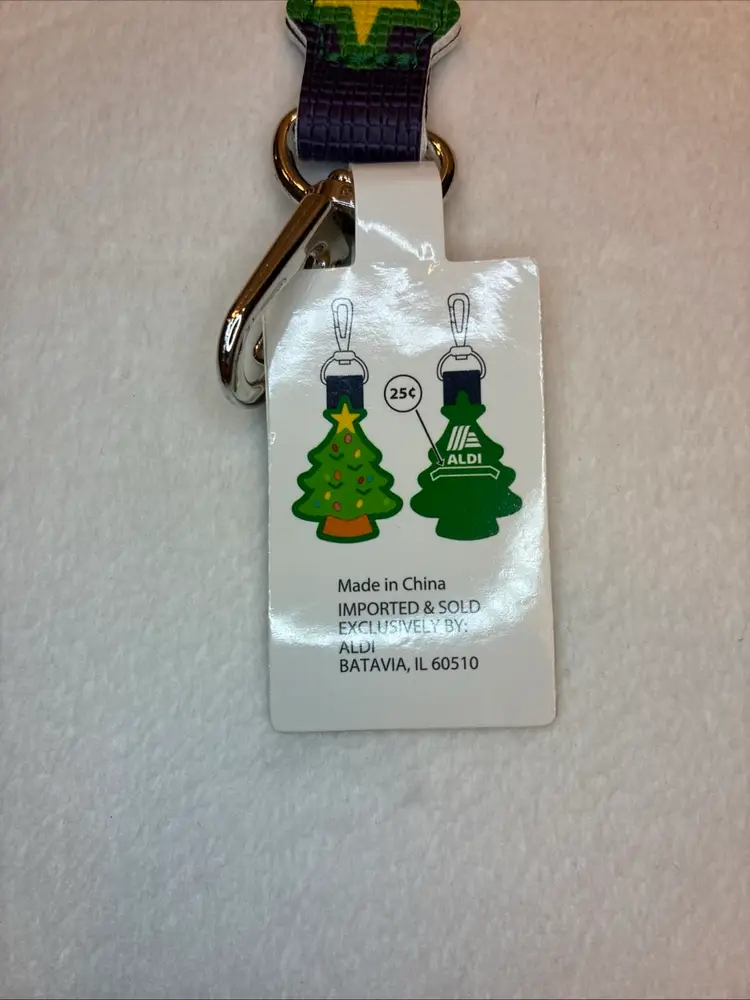 ALDI Quarter Holder Keeper Original Christmas Tree NEW 2020 Keychain NWT