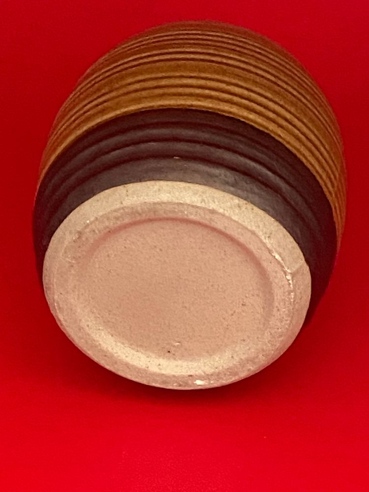 Grenade  Shaped Art Pottery Vase w Horizontal Striations, 4.5" Tall
