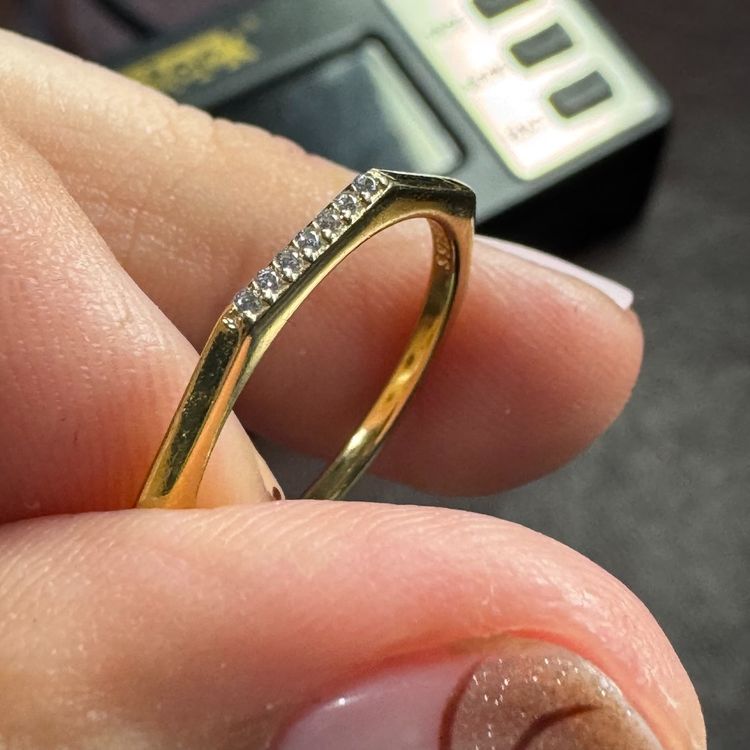 Size 7 Pandora 925 Sterling & Gold Plated Ring Angled Skinny Band Swarovski Crystals