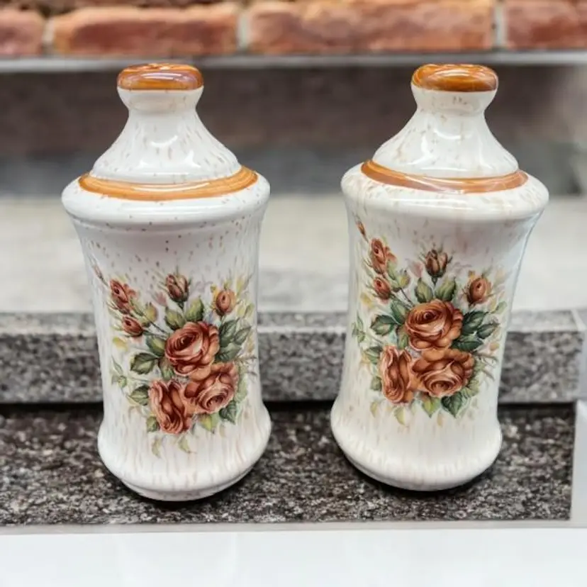 Speckled Pottery Salt & Pepper Shakers USA Beautiful Brown Roses Vintage 1970s
