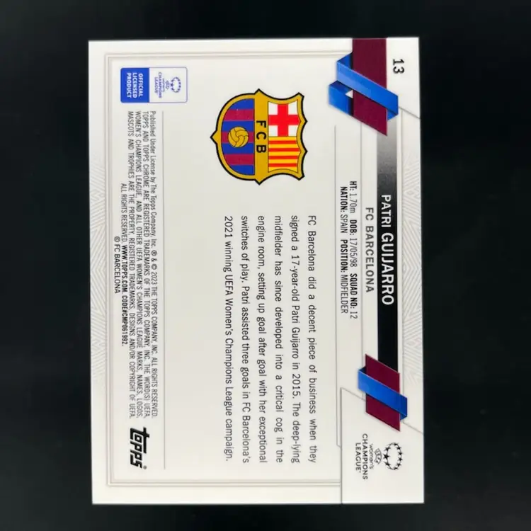 Patri Guijarro 2022/23 Topps Chrome UWCL Inferno /75 Soccer Card