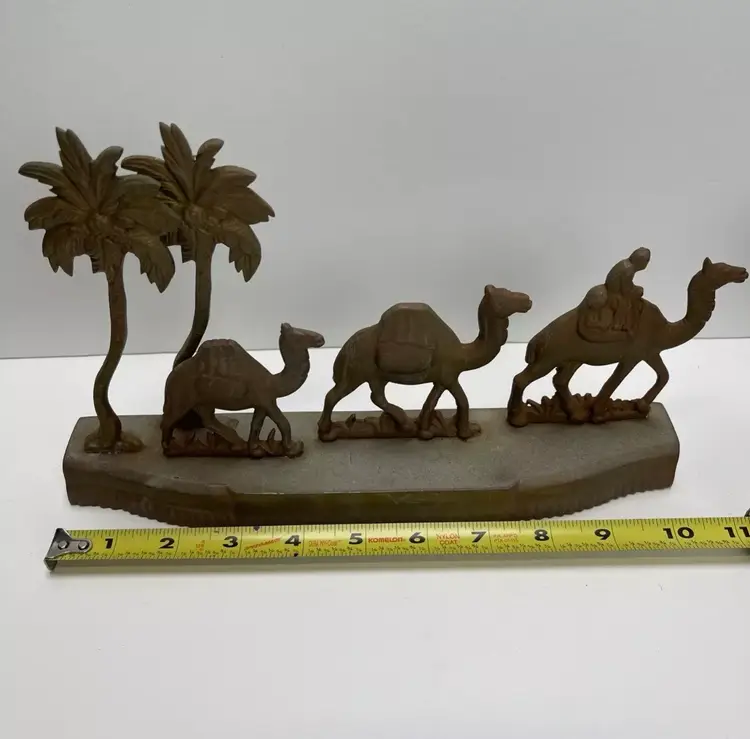 Vintage Brass Camels Home Decor Figures